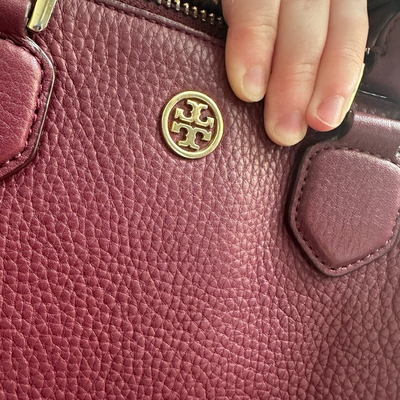 Tory Burch Robinson Leather bag - Picture 12 of 13